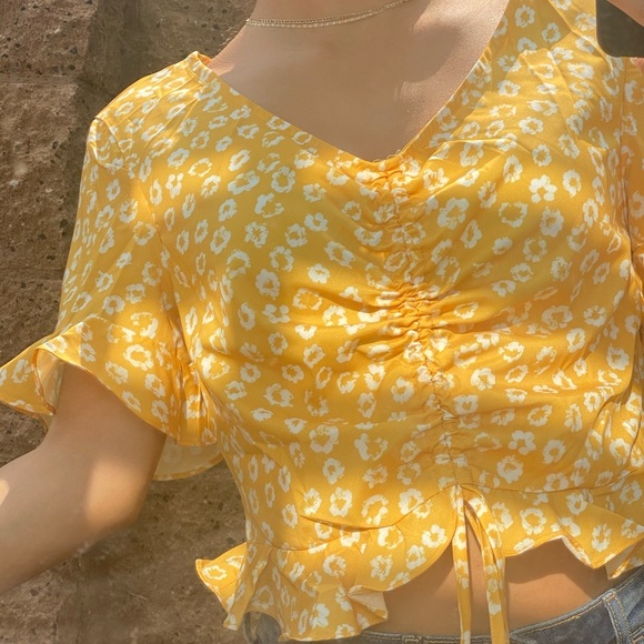 Tops - Picture 2 of 2